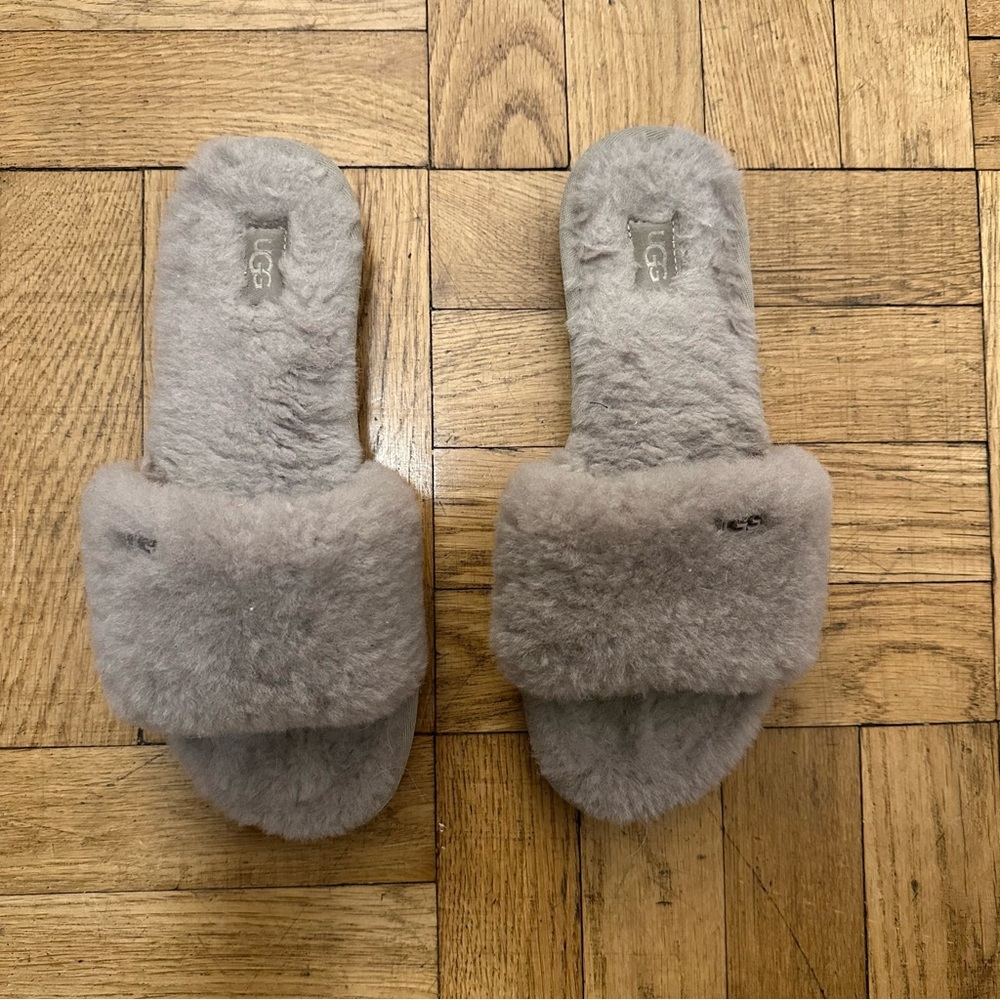 UGG Cozette Genuine Shearling Slipper